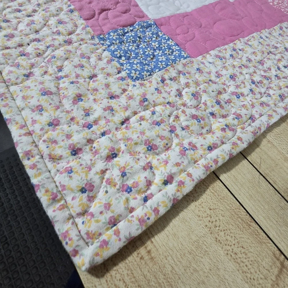 Vintage Crib Quilt Sunbonnet Pink Calico Floral Embroidered Baby Size 38